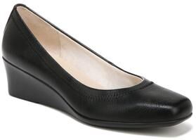 Women's Groovy Wedge Pump by LifeStride in Black (Size 5 1/2 M)