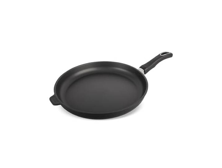 Original Gundel GUSS-BRATPFANNE INDUKTION flach, Ø 32 cm, Höhe 4,5 cm, BIOTAN-Oberfläche, PFOA-frei, Akku-Therm Boden - fester Stiel