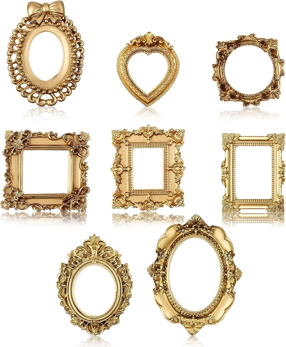 Set van 8 gouden vintage fotolijsten in verschillende vormen voor decoratie