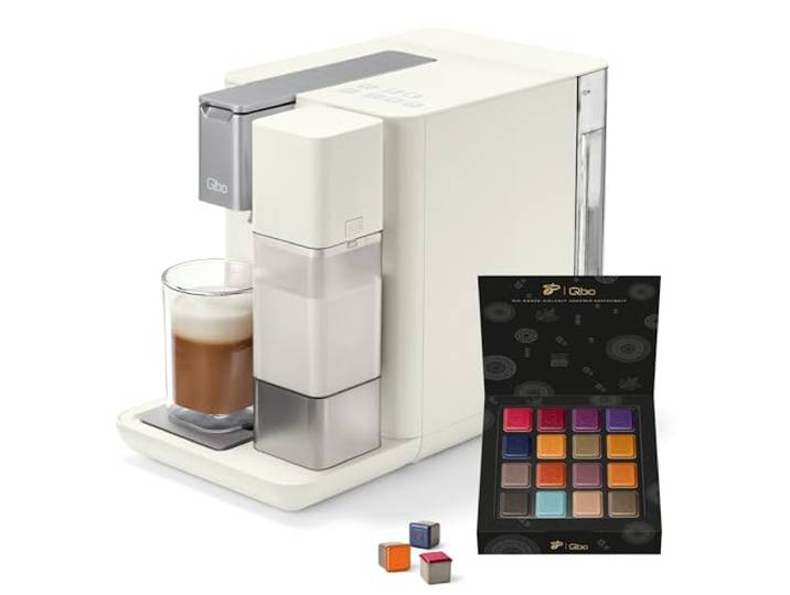 Tchibo Qbo Kapselmaschine, MILK MASTER, White Cashmere, inkl. 16 Kapseln Premium Kapselmaschine für Espresso, Caffè Crema und Caffè Grande, PressBrew Technologie, kompaktes Design