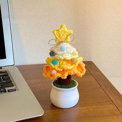 Modern Home Fixes Mini Crochet Xmas Tree, Handmade Cotton Yarn Knitted Christmas Tree Ornament For Living Room Decoration 3