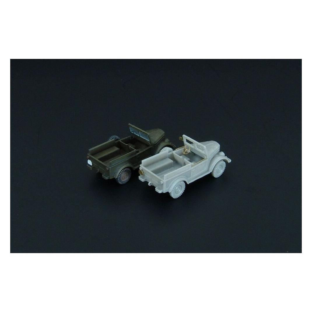 Hauler Gaz-69 army vehicle (HTT120080)