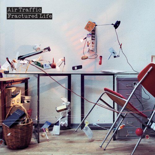 Air Traffic - Fractured Life - Preis vom 16.10.2026 11:41:07 h