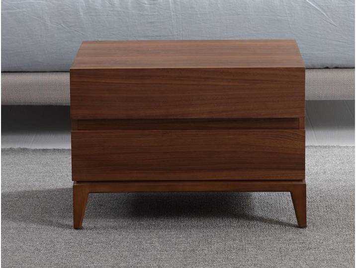 JVmoebel Nachttisch Eleganter Beistelltisch aus Holz für das Schlafzimmer (Nachttisch), Made in Europa