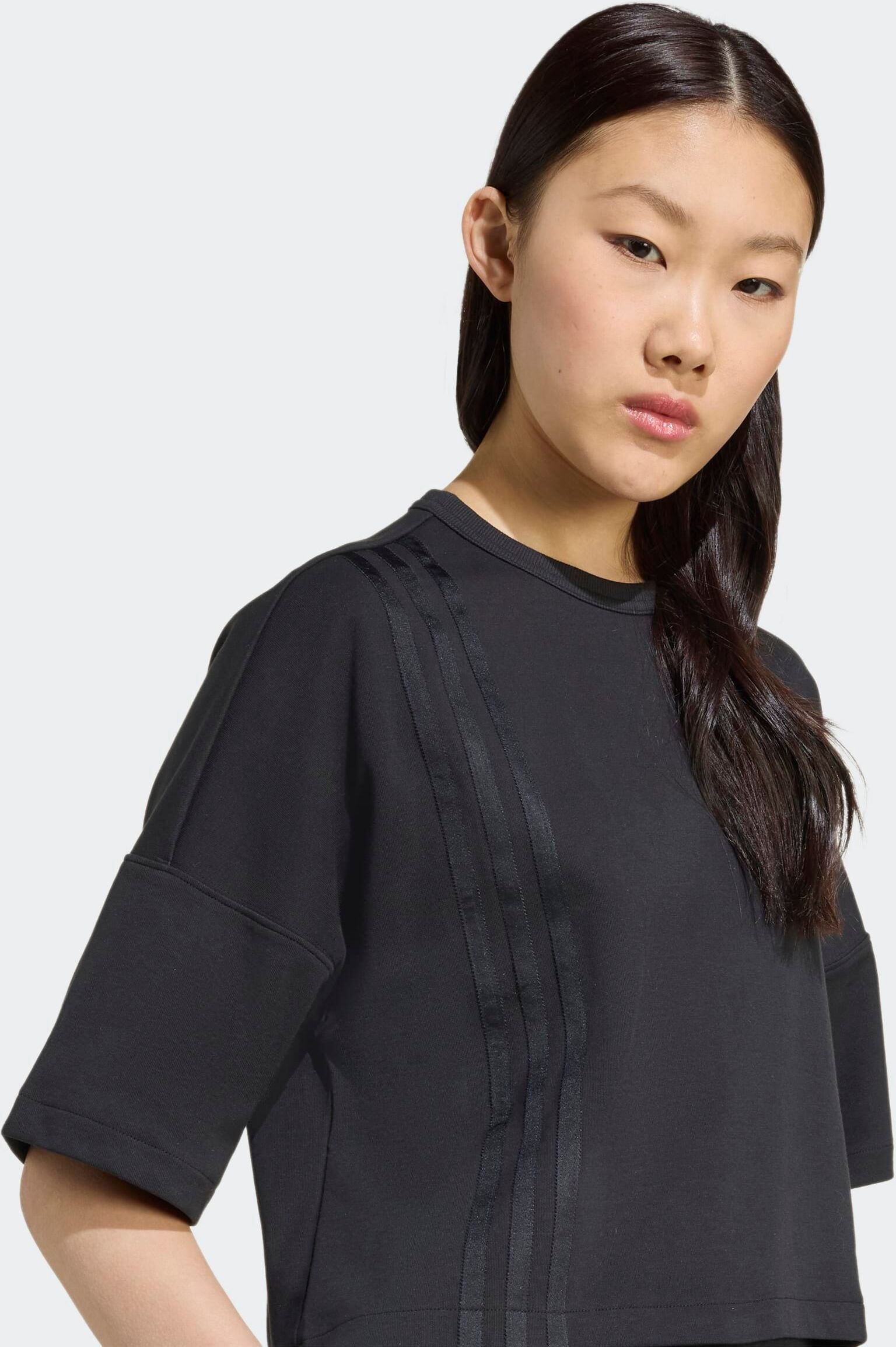 T-Shirt ADIDAS ORIGINALS "OFF PLACED 3-STRIPES", Damen, Gr. XXL, schwarz, Obermaterial: 53% Baumwolle, 47% Polyester, Rundhals, Shirts T-Shirt, sportlicher Schnitt, lockere Passform, versetzte 3-Streifen schwarz XXL