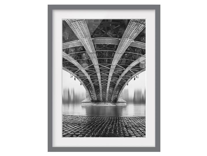 Tableau déco Under The Iron Bridge III Pin massif, verni mat Noir 40 x 55cm
