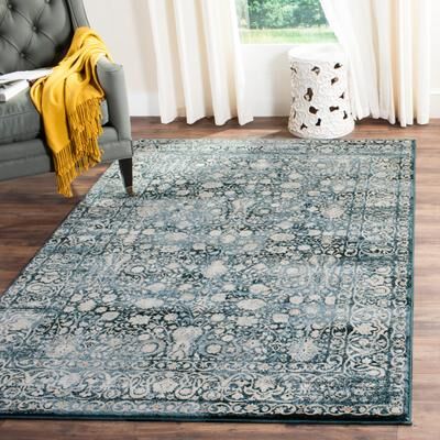 SAFAVIEH Serenity Farie Traditional Oriental Rug with Fringe