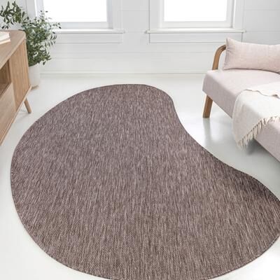 JONATHAN Y Evan Modern Rustic Organic Curve Indoor/Outdoor Shaped Area Rug