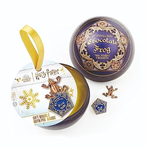 The Carat Shop Harry Potter Chocolade Kikker Kerstornament met Pin Badge