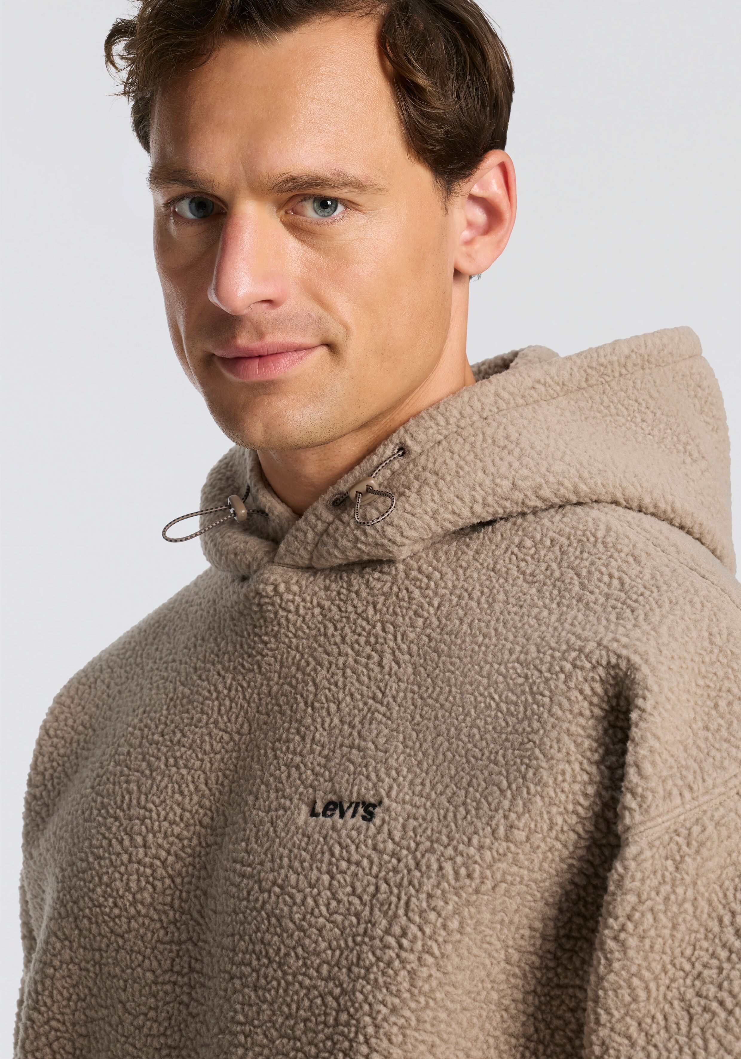 Kapuzensweatshirt LEVI'S "COZY UP HOODIE", Herren, Gr. M, beige (fungi), Obermaterial: 100% Polyester, Sweatshirts Kapuzensweatshirt fungi M