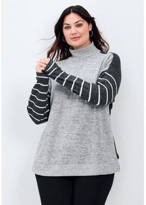 Plus Size Women's Theresa Splice Hacci Top by Avenue in Grey (Size 18)