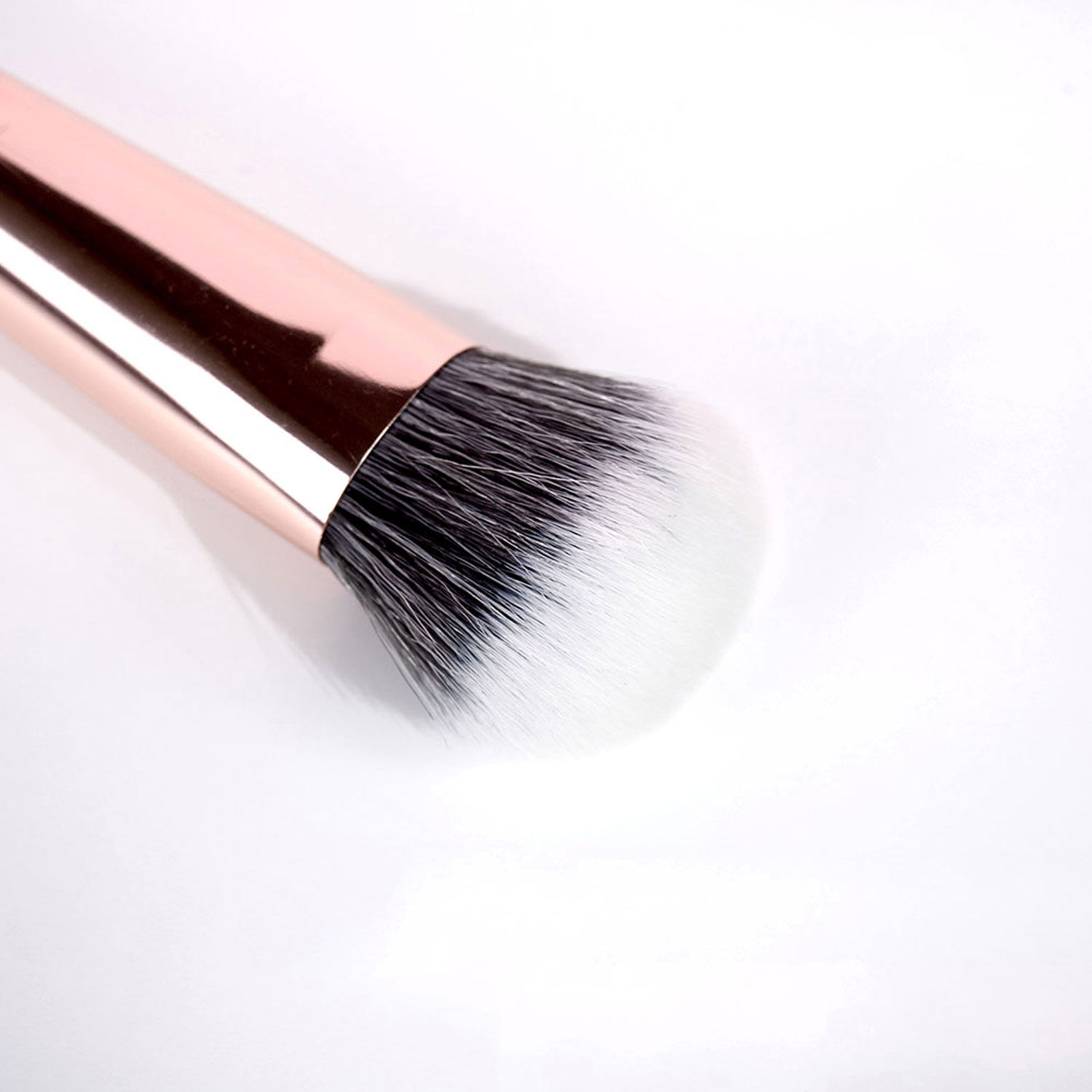 BRUSHWORKS Multi-Tasking Brush