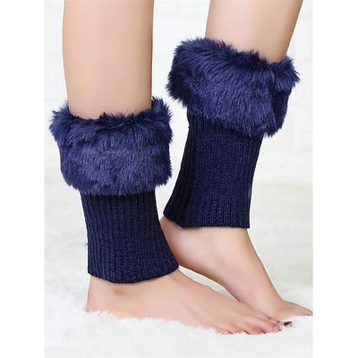 Stiefelstulpen aus Kunstfell – kuschelige Stiefelsocken aus Strick mit flauschiger Oberseite, modisches Winteraccessoire für Damen