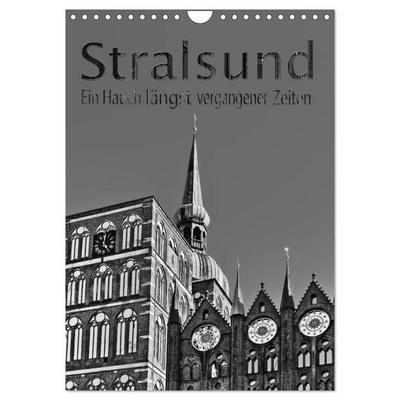 Stralsund. Ein Hauch längst vergangener Zeiten (Wandkalender 2027 DIN A4 hoch), CALVENDO Monatskalender