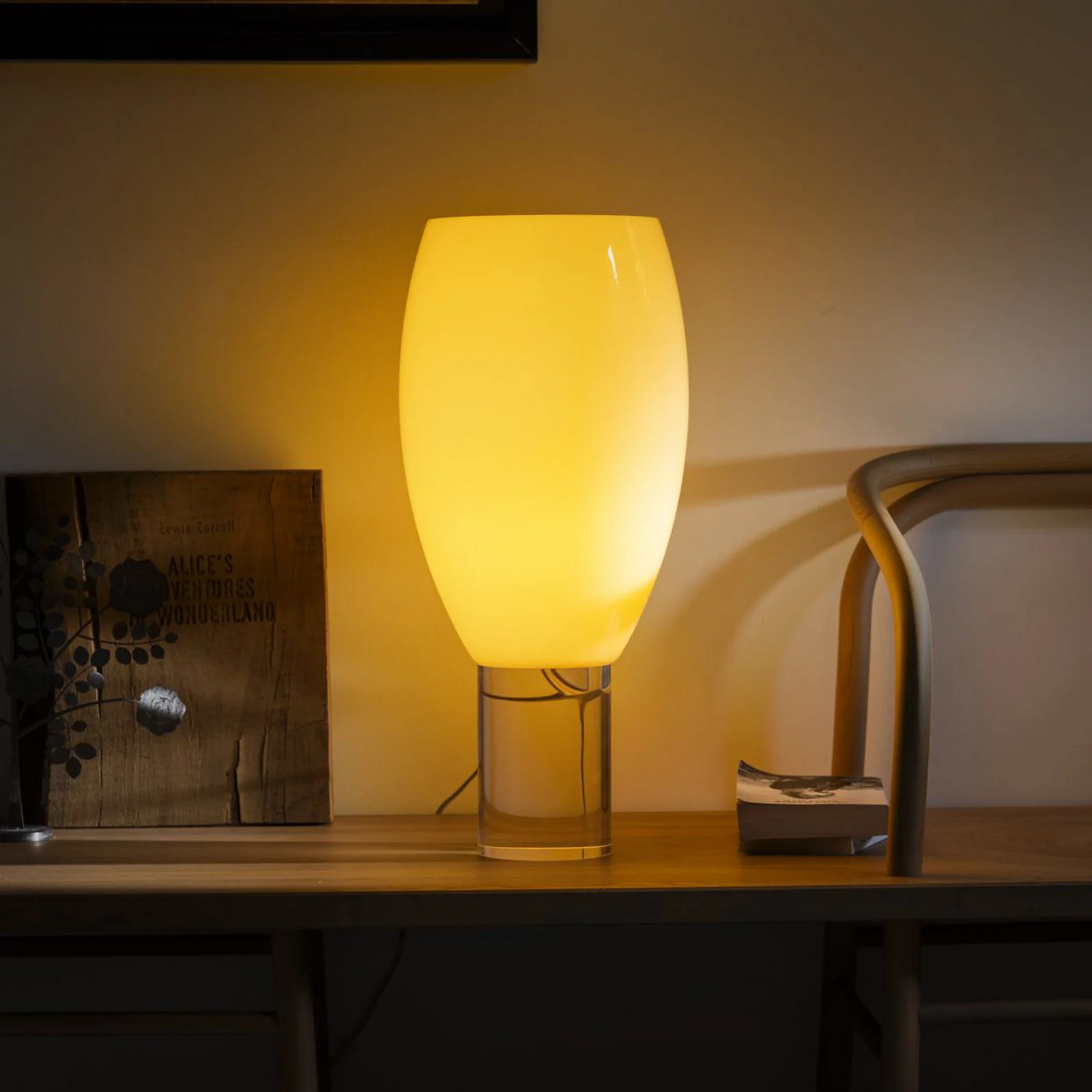 Foscarini Buds 1 Taffellamp Pale Roos met Glazen Lampenkap