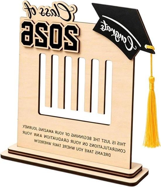 Houten Geldhouder Afstuderen - Decoratief Aandenken voor Diploma Cadeau - Houtkleur - Hoogte: 17.5 cm
