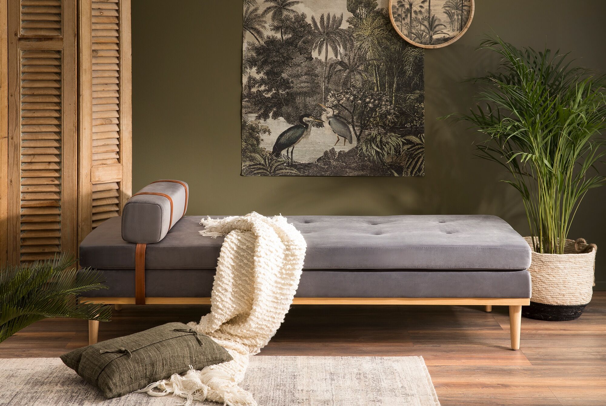 Daybed SALESFEVER "Bett: Entspannung pur", grau (grau, natur, natur), B:75cm H:42cm L:180cm, 100% Polyester, Daybetten, Daybed, Entspannung pur: Tagesliege mit Kopf- und Nackenstütze grau, natur, natur Polyester Samtvelours, B/H/L: 75cm x 42cm x 180cm, ke