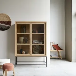 Hohe Vitrine Babeth aus massivem Eichenholz 120