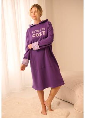 Plus Size Women's Graphic Snuggzy by Dreams & Co. in Plum Burst Cozy (Size 3X)