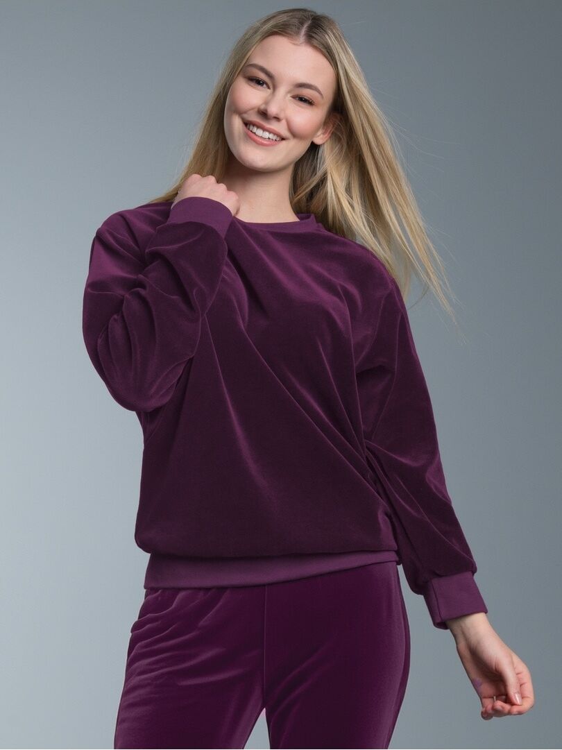 Sweatshirt TRIGEMA "TRIGEMA Nicki-Shirt", Damen, Gr. XXL, aubergine, Nicki, 80% Baumwolle, 20% Polyester, lang, Rundhals, Sweatshirts Sweatshirt aubergine XXL