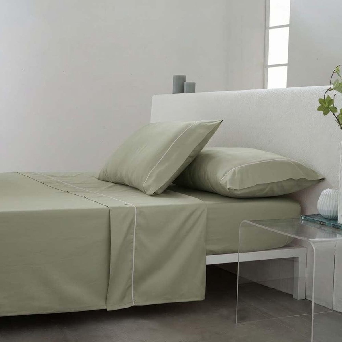 Luxe satijnen beddengoedset van 100% Egyptisch katoen in lichtgroen, 90x190/200 cm