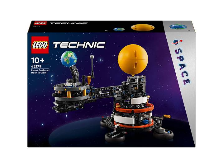 La planète Terre et la Lune en orbite