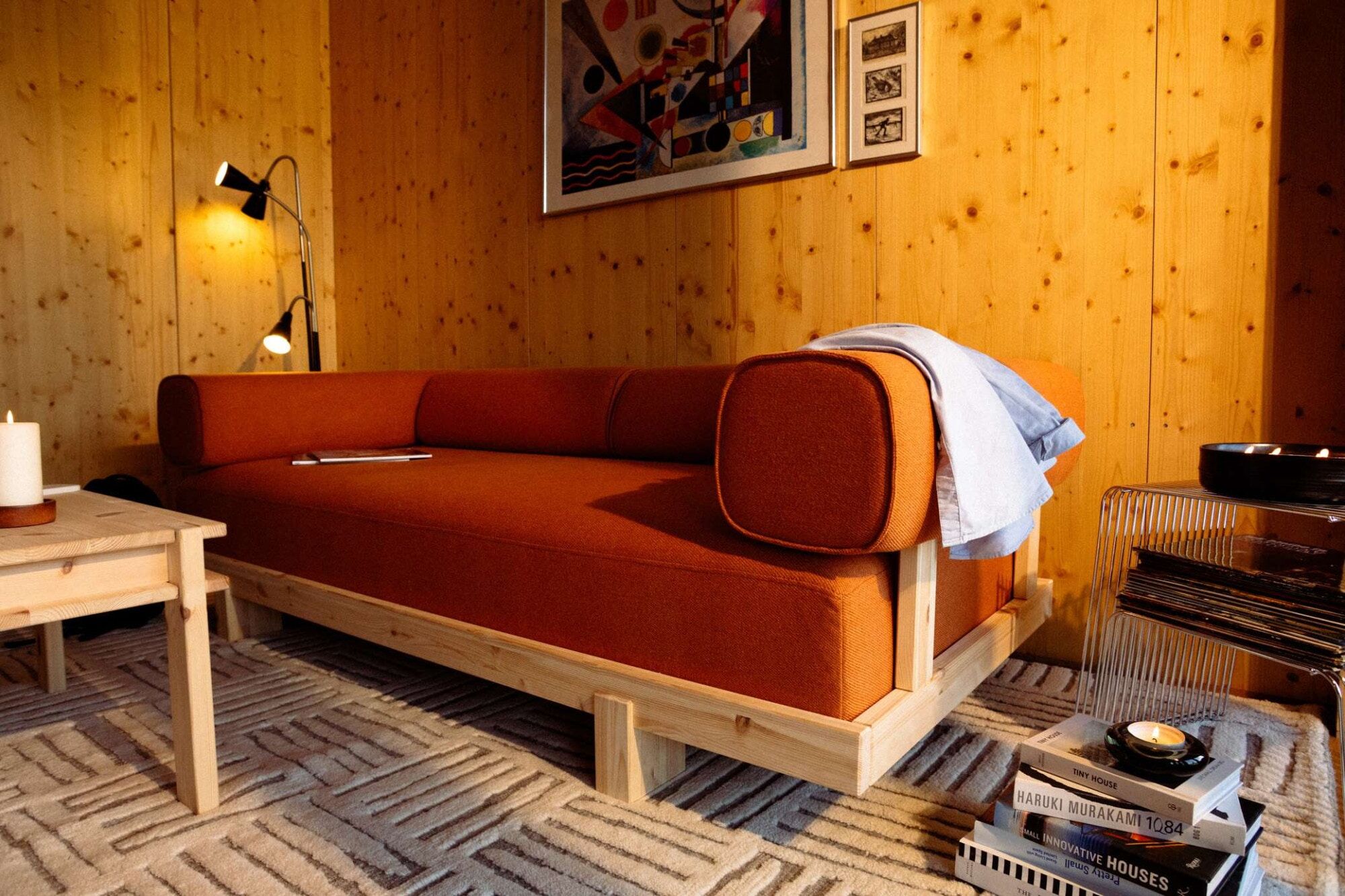 Schlafsofa KARUP DESIGN "Stay Sofa Bed, mit Bettfunktion & Boxspring, 3 Sitzer aus Massivholz", grün (matcha grün), B:99cm H:66cm T:214cm, Bezug: 100% Polyester. Kissenfülling: Schaumstoffgranulat, Sofas, Schlafsofa, Boxspring-Matratze mit Sprungfedern, 9