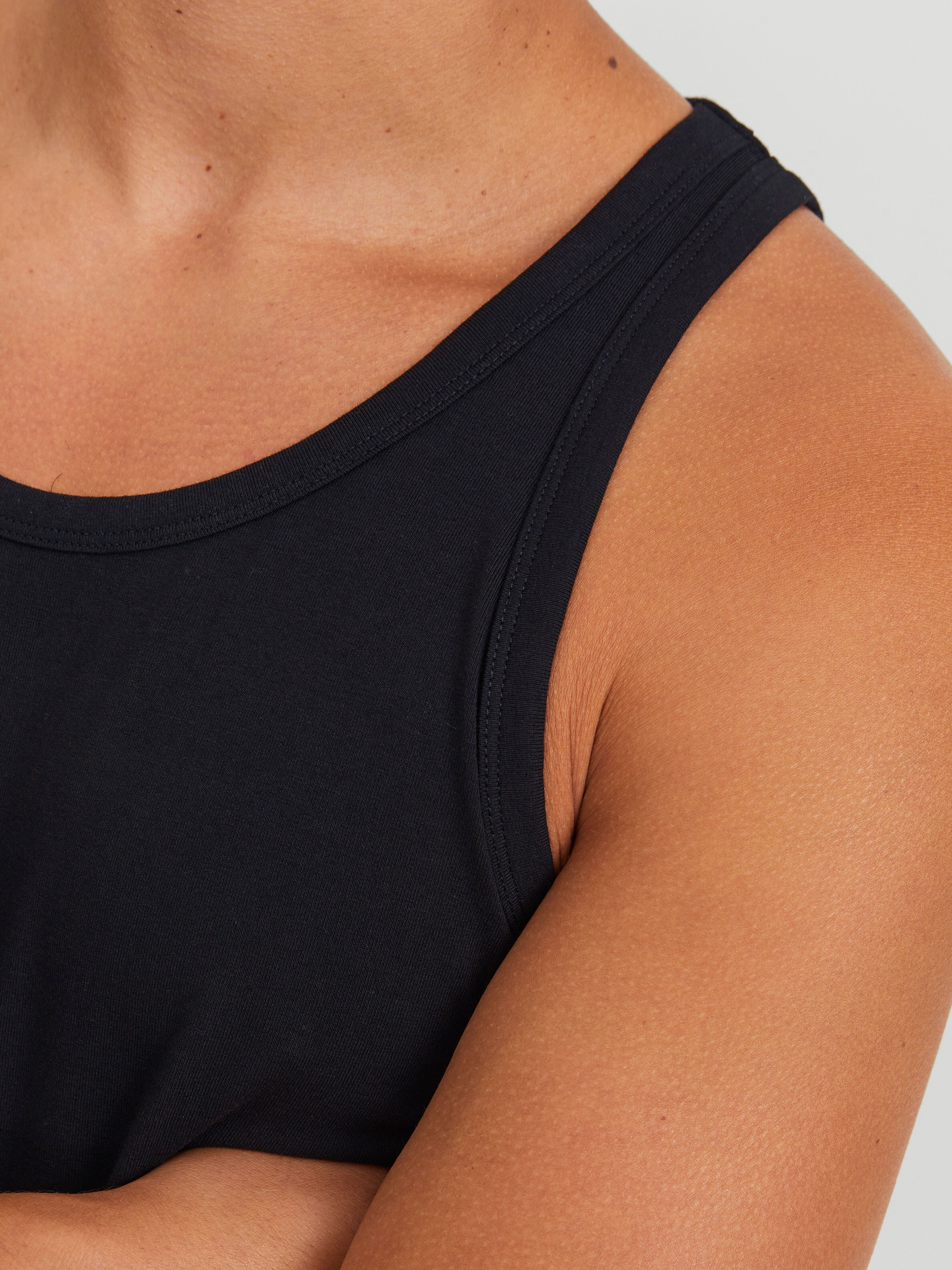 Muskelshirt JACK & JONES "BASIC TANK TOP", Herren, Gr. S, schwarz, Jersey, Obermaterial: 100% Baumwolle, unifarben, eng normal, Rundhals, Shirts Muskelshirt schwarz S