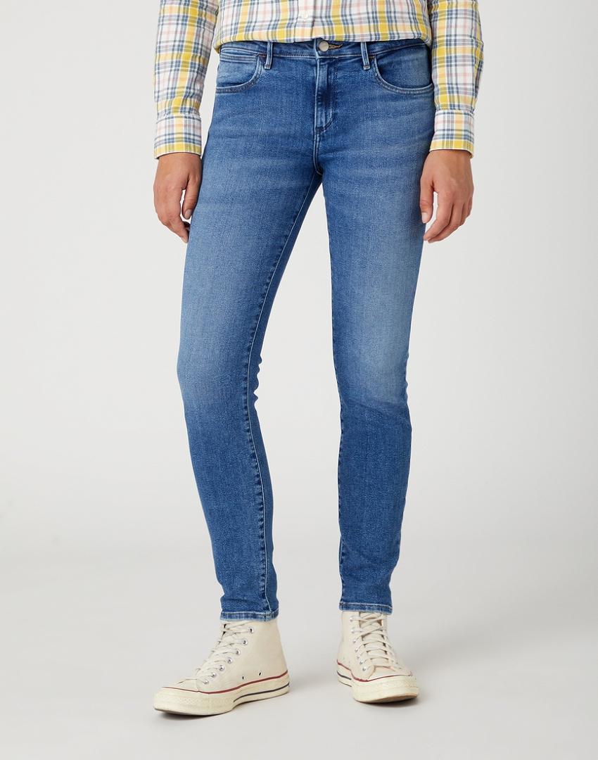 Wrangler Skinny raven