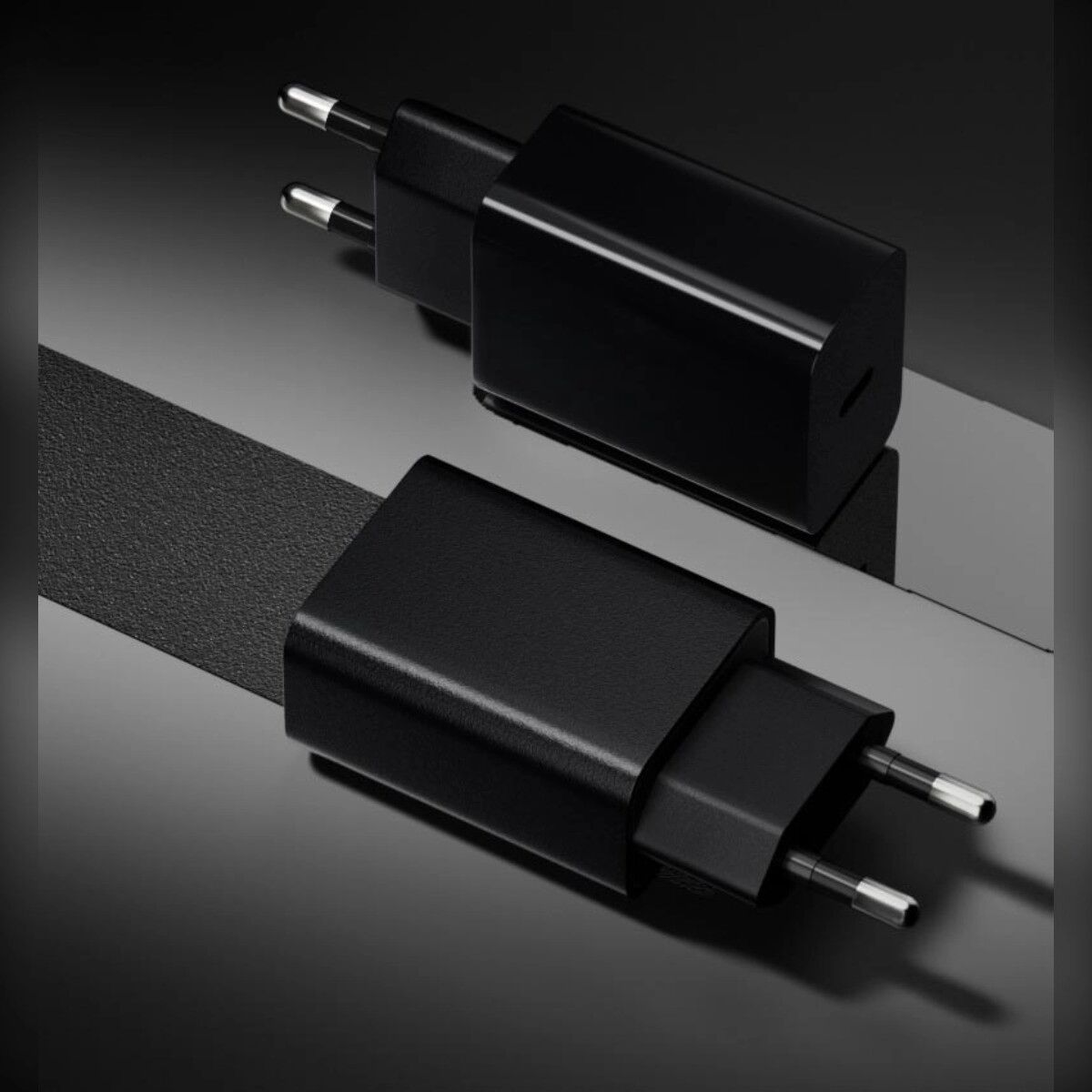 INF EU Type-C 5V2A Ladegerät 2er-Pack – Mattes PC-Gehäuse, VO flammhemmend, Level VI Effizienz, Kompakter 10W USB-C Adapter Weiß