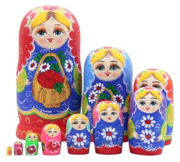 Set van 10 houten matryoshka poppen