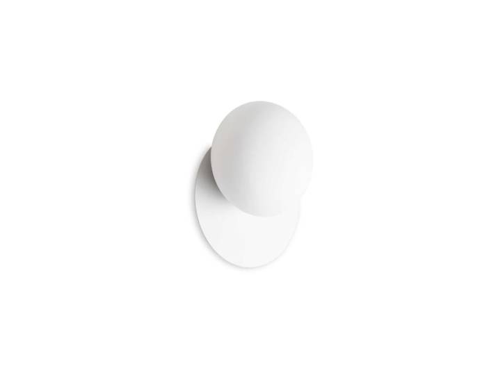 Applique en verre soufflé et métal blanc