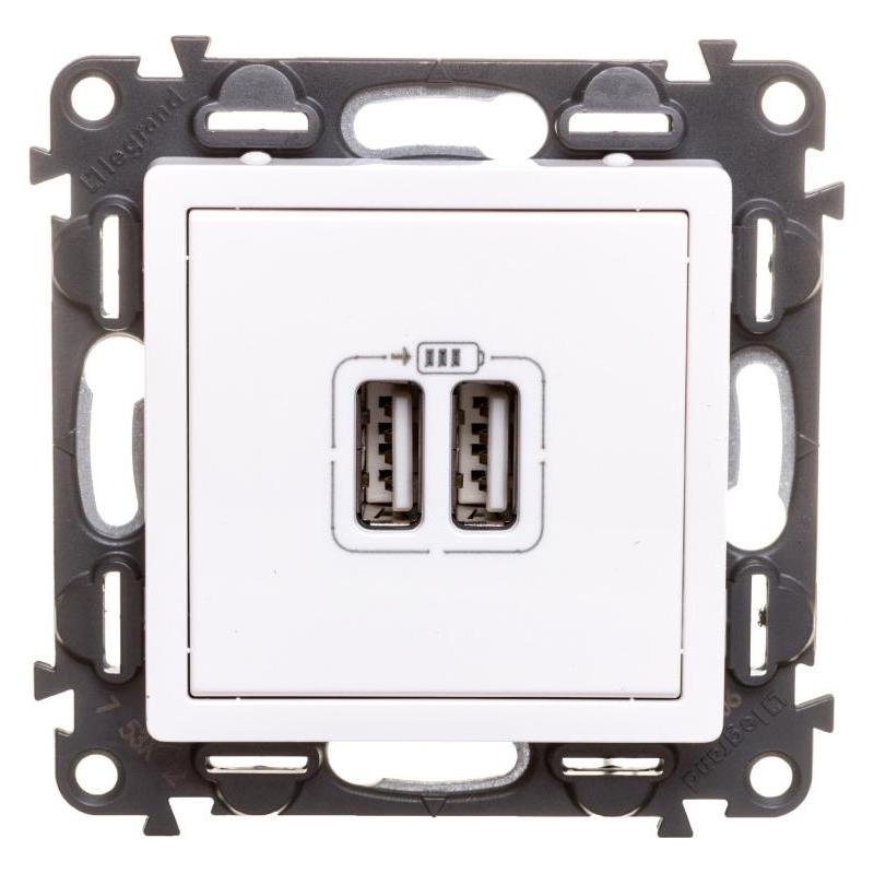 Legrand USB-Ladesteckdose (753112)