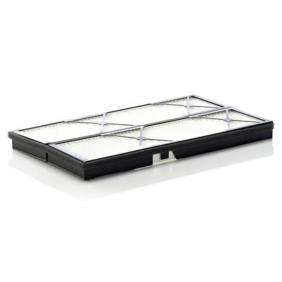 MANN-FILTER Filter, Innenraumluft cu3759 unter der Mittelkonsole für Mercedes