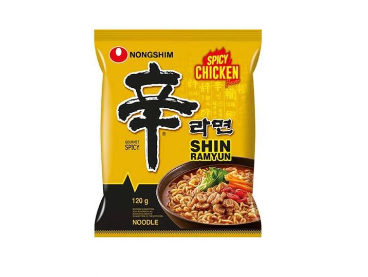 NongShim Shin Ramyun pittige kip 120 g