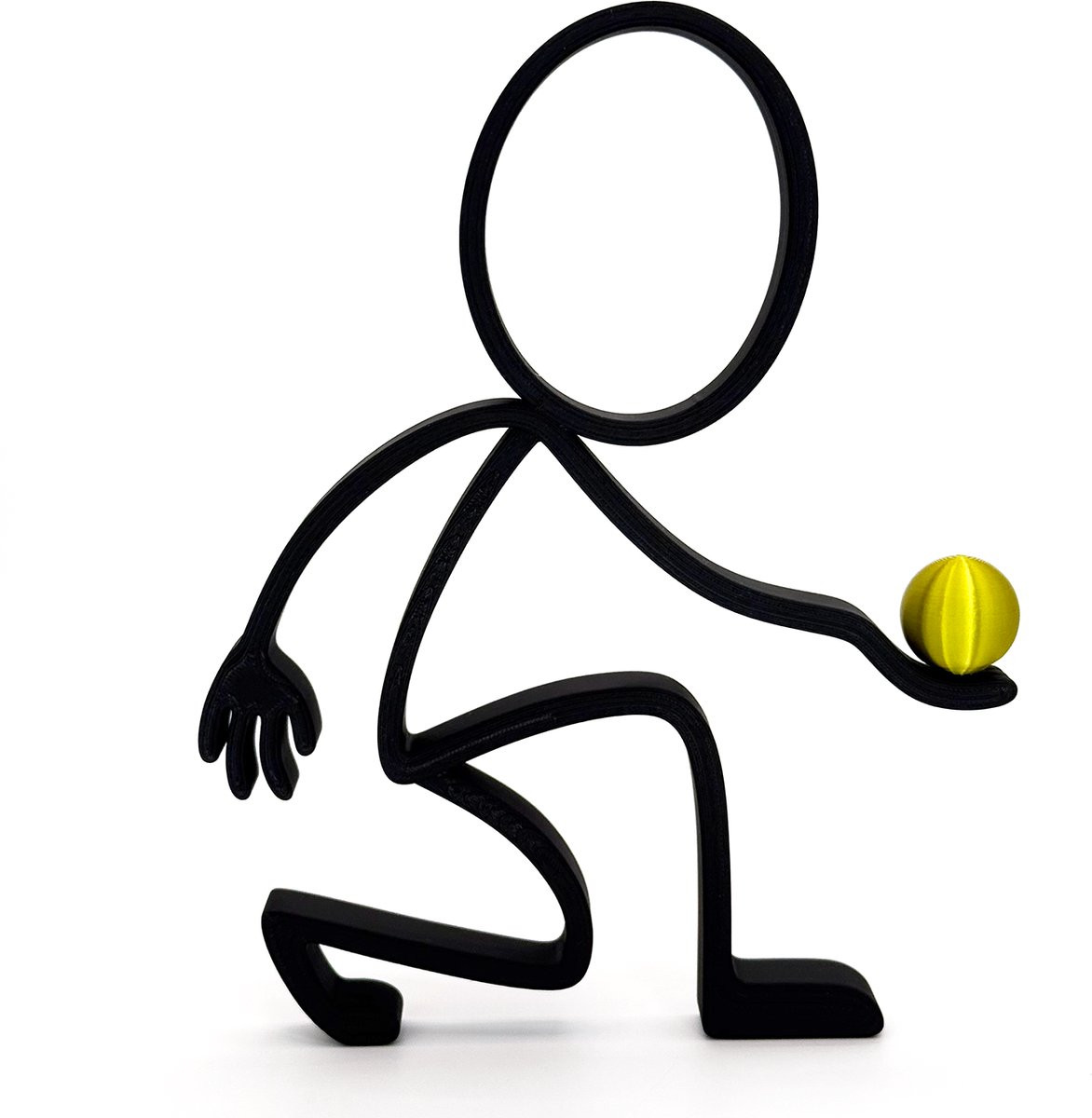 Stickyman Jeu-de-boules speler met goudkleurige bal, Hoogte: 20 cm