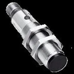Sick Rund-Lichtschranke VTF18-4N1112S01