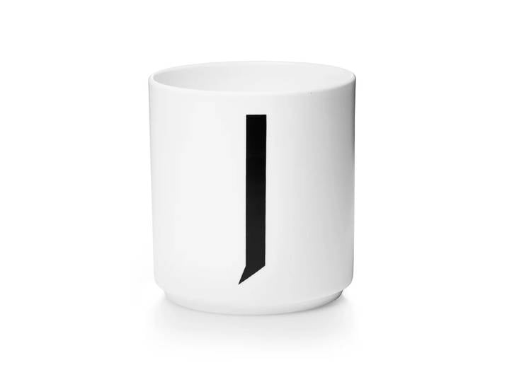 Design Letters - AJ Porzellan Becher J, weiss