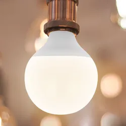 LED 11 Watt E27 Leuchtmittel Kugel 1055 Lumen warmweiß dimmbar opal D 9,5 cm