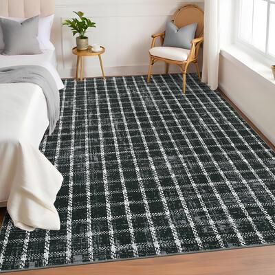 Garvee Distressed Geometric Checkered Area Rug