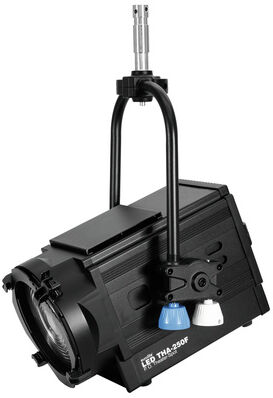 Eurolite LED THA-250F P.O. 2800 K