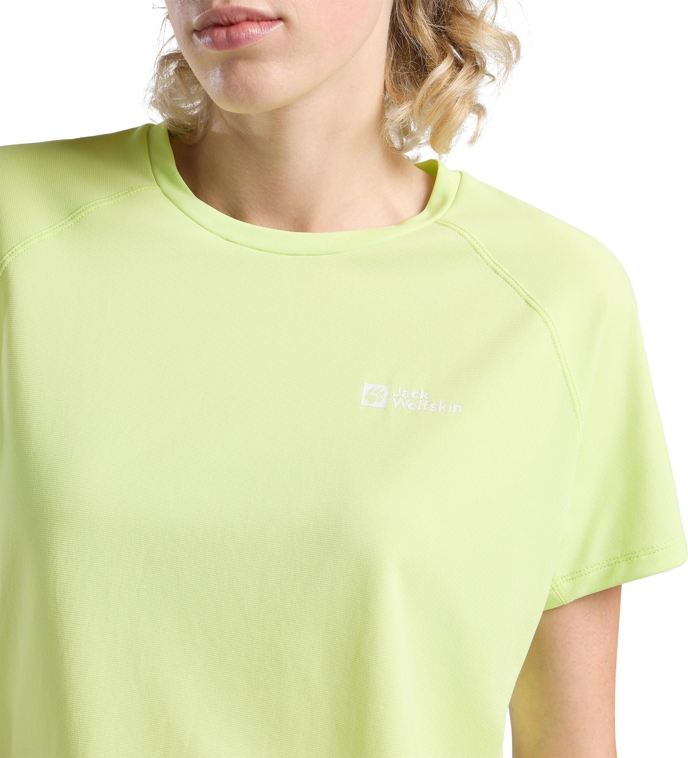 Funktionsshirt JACK WOLFSKIN "PRELIGHT SWIFT T W", Damen, Gr. XS, grün (cool, matcha), Obermaterial: 100% Polyester, Shirts Funktionsshirt cool, matcha XS