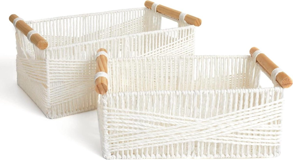Set van 2 wit geweven opbergmanden met houten handvatten