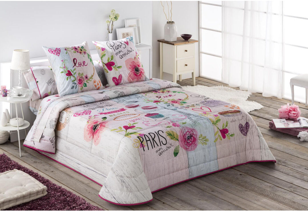Fleur De Lis Living Gosnold Floral Bedspread Pink/Green/Blue 260 x 260 cm