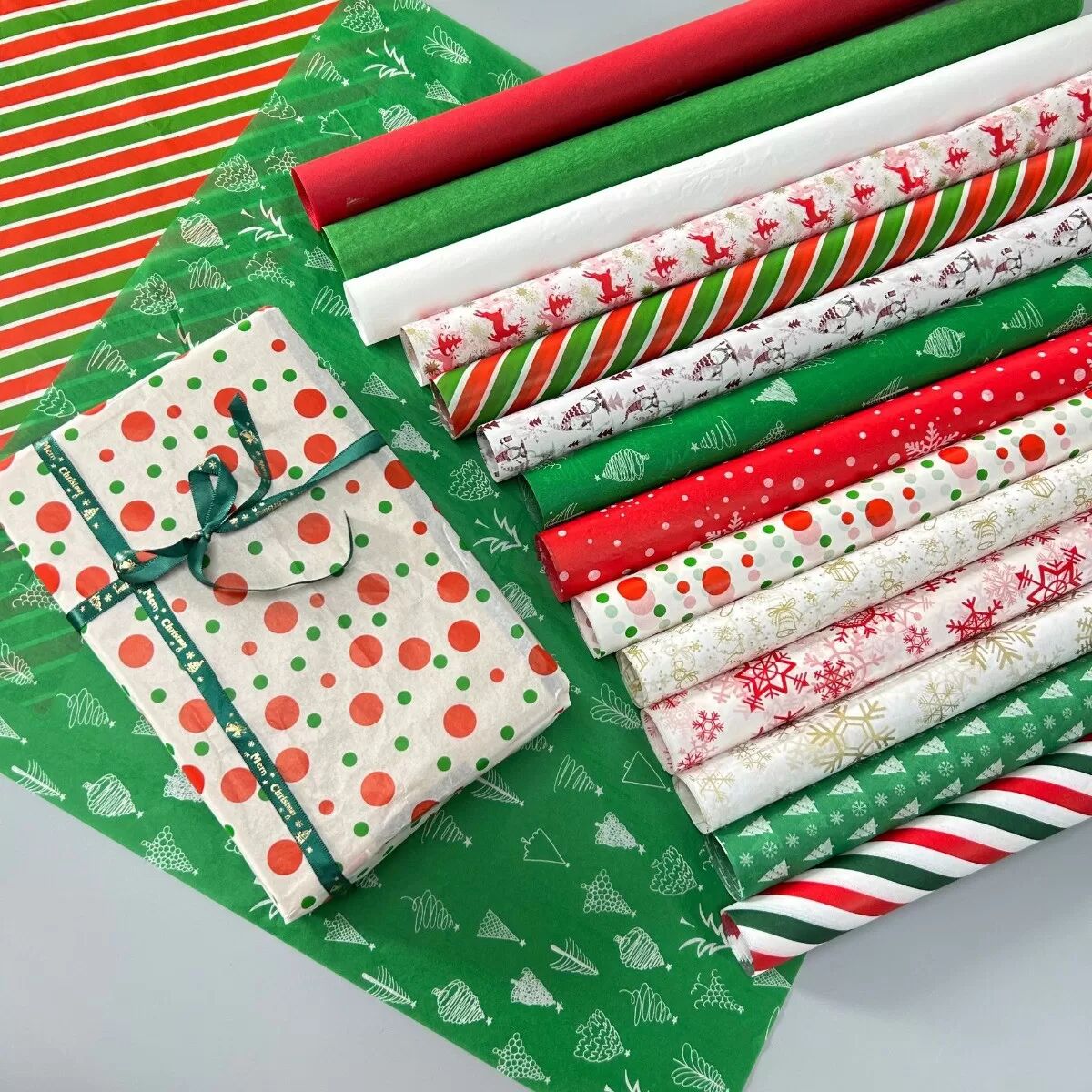 INF Papier de Soie Rayé Rouge et Vert pour Emballage Cadeau - 50 Feuilles