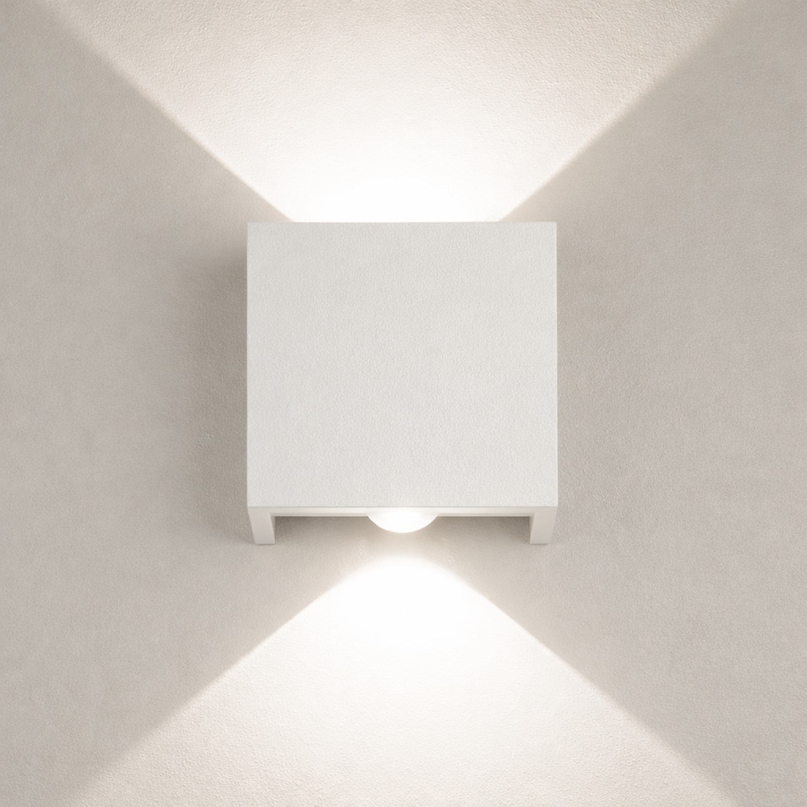 Lyora Design wandlamp Sloane wit aluminium