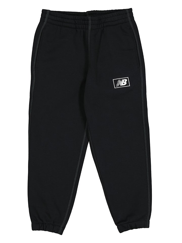 New Balance Sweathose "Essentials" in Schwarz - 128