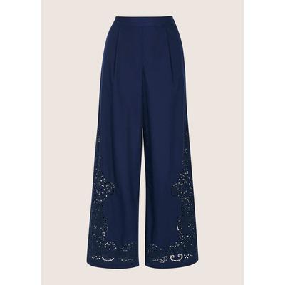 Culotte MADELEINE "Culotte Sommerhose mit Lochstickerei", Damen, Gr. 21, N + K Gr, blau (marine), Obermaterial: 100% Baumwolle CO., Modern, weit, Hosen Culotte, Weite Hose mit Lochstickerei