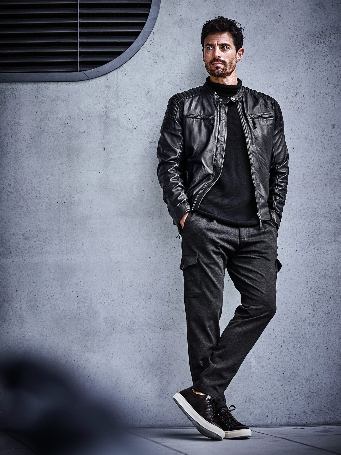 Mey & Edlich Innovationen-Pullover Schwarz 48