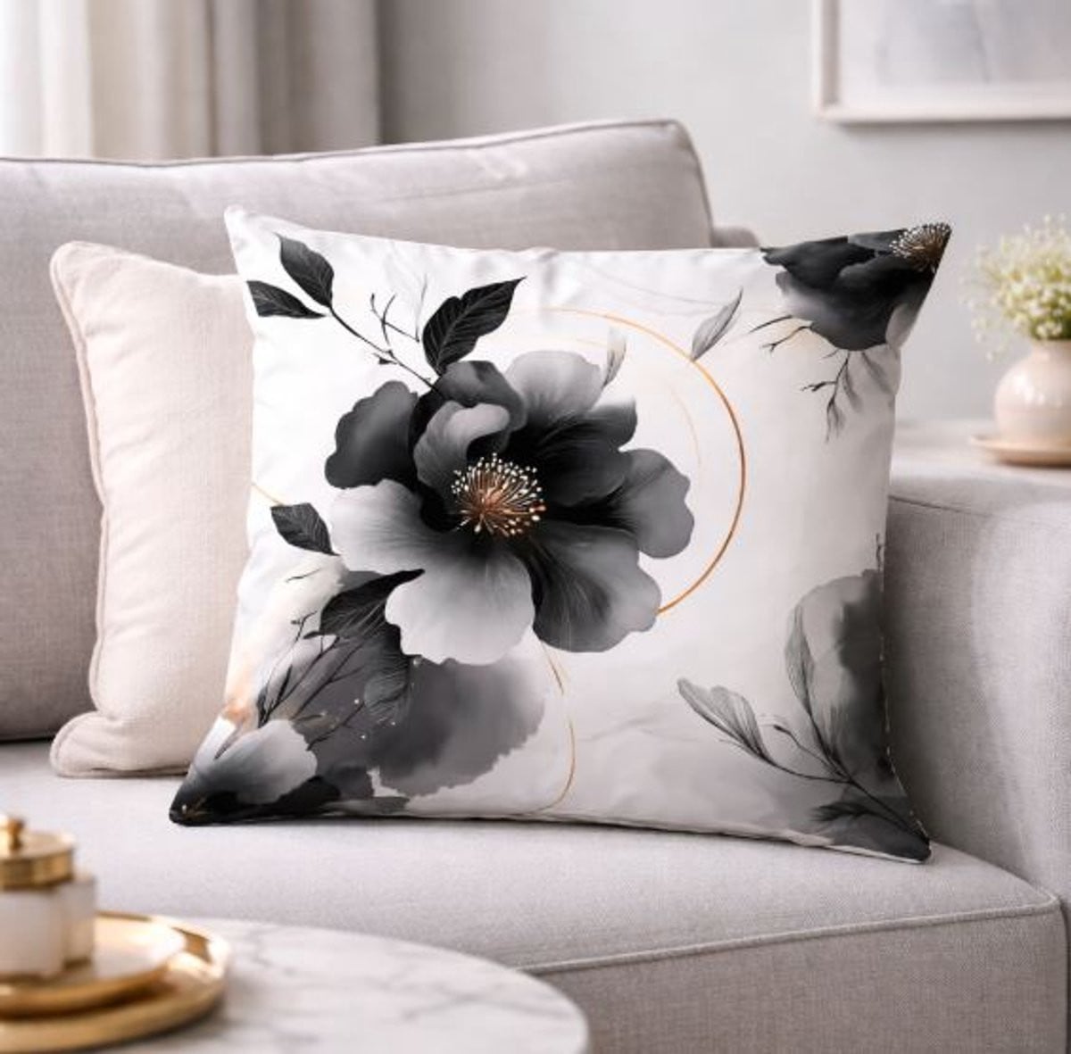 Midnight Bloom Collection kussenhoes met bloemenmotief - zwart, wit en goud - 45 x 45 cm